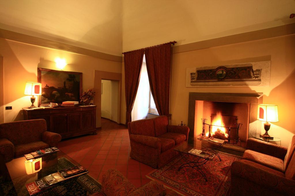 Hotel Palazzo Bocci Spello Habitación foto